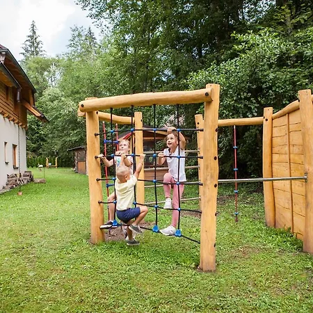 Pinus, Tále, Chopok Juh Apartman