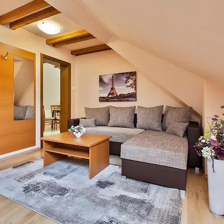 Pinus, Tále, Chopok Juh * Tále