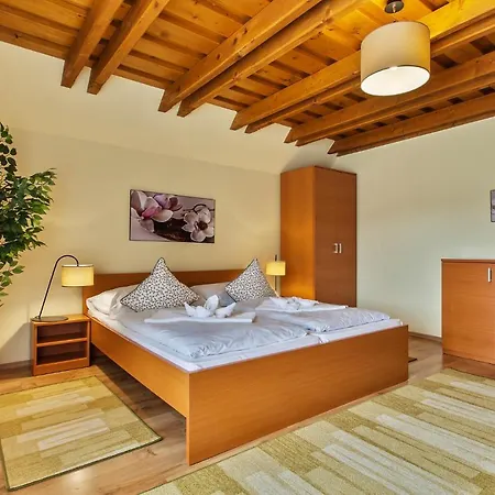 Pinus, Tale, Chopok Juh * Tale