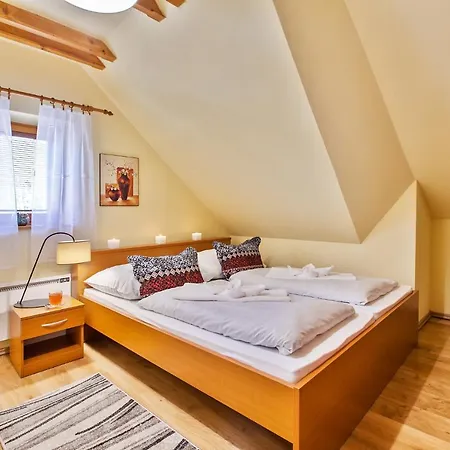 Pinus, Tále, Chopok Juh Apartamento *